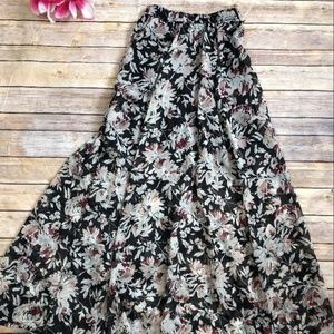 ABERCROMBIE & FITCH Floral Maxi Skirt Size M